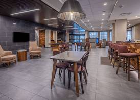 Courtyard by Marriott East Lansing Okemos 2