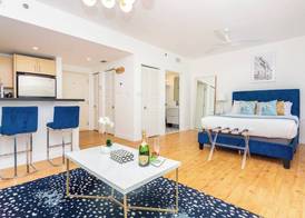Boutique Apartments Convention Center 5