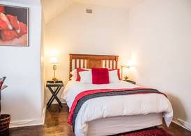 5th Avenue Gooseberry Guest House 5