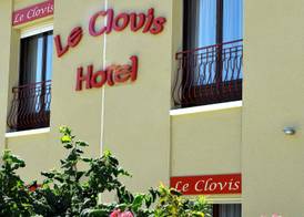 Logis Hôtel & Restaurant Le Cheval Blanc et Clovis 3