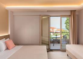 Makris Luxury Rooms 5