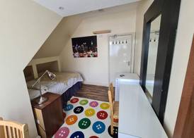 Mapesbury Hostel 5