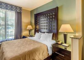 Quality Suites Sherman 5