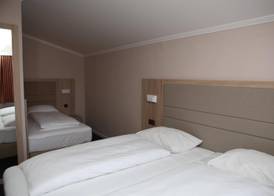 Hotel Ana 2