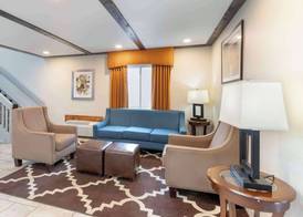 Quality Inn Newton at I-80 4