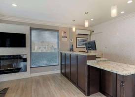 Best Western Orange Plaza 3