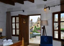 Caftan Cave Suites 4