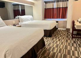 Microtel Inn & Suites by Wyndham Bloomington MSP Airport 3