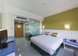 Silvermine Beach Resort 5