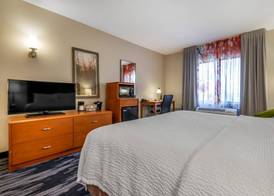 Fairfield Inn and Suites Holiday Tarpon Springs 2