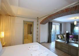 Temenos Boutique Hotel 3