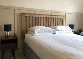 Helmsman Guesthouse 5