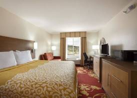 Days Inn & Suites by Wyndham Caldwell 5
