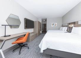 Holiday Inn Express & Suites BEEVILLE by IHG 5