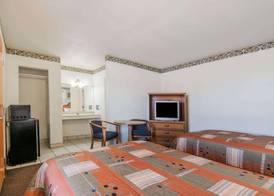 Travelodge by Wyndham Temple 5