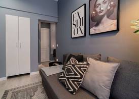 Chic Black White 2BR Retreat on Dambovitei 4