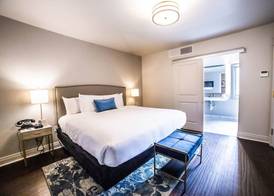 Seven Gables Inn, St Louis West, a Tribute Portfolio Hotel 2