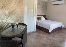 Rooms Boutique by Annie's 3
