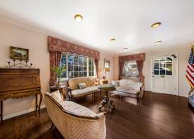 Carmel Inn & Suites 4