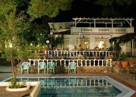 Porfi Beach Hotel 3