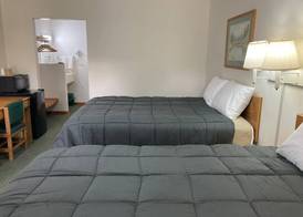 PINE VALLEY MOTEL 5