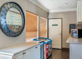 Elizabeth Oceanfront Suites, an Ascend Collection Hotel 2