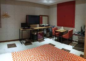 Romance Motel 5