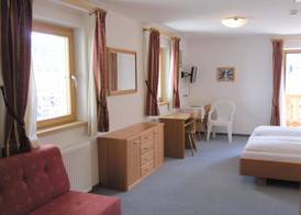 Hotel Borest 3