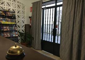 Hostal Barbate 4