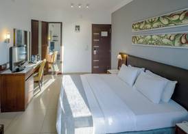 The Avenue Suites - Guest Room 3