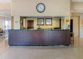 Econo Lodge 4