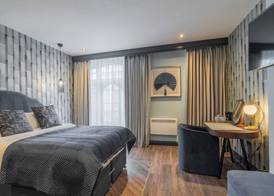 Howfield Hotel 3