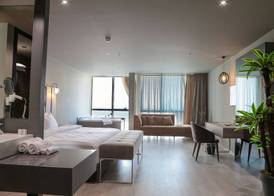 Pasaport Pier Hotel 5