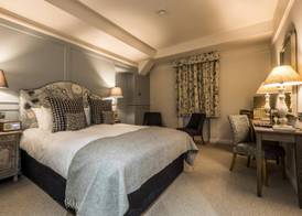 Coach & Horses Hotel 4