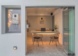 Paros Cape Suites 3