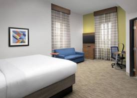 Holiday Inn Express SAN ANTONIO N-RIVERWALK AREA by IHG 3