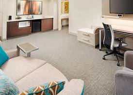 Courtyard by Marriott West Palm Beach Airport 5