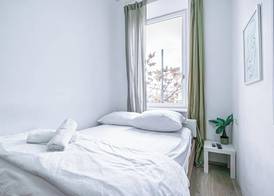 Cozy Room Shared Apt Millennium Tower 2