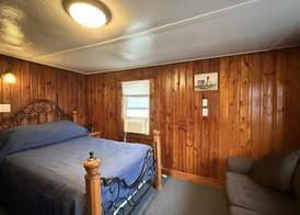 Pineapple Inn 4