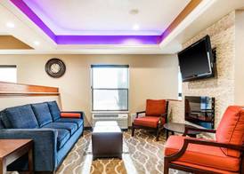 Comfort Inn Wings Stadium 5