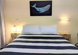 Sail Inn Motel 5