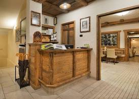 Hotel Crosal 2