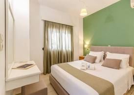 Pela Mare Hotel 5