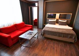 216 Eagle Palace Suite 4