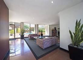 BreakFree Capital Tower Apartments 4