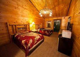 Log Cabin Lodge & Suites 2
