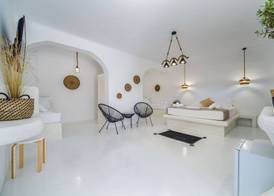 The Amethyst Exclusive Suites Oia 2