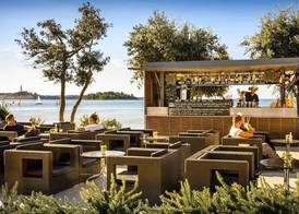 Maistra Select Amarin Resort 5