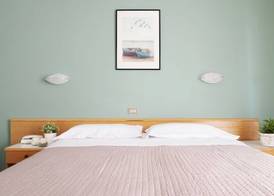 Hotel Junior by OasiGroup Hotels 4