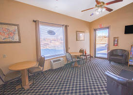 Econo Lodge Junction City I-70 Near Fort Riley 5